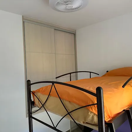 Lägenhet Priftis Homes